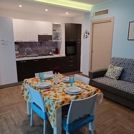 Apartamento Casa Azzurra Giardini-Naxos Exterior foto